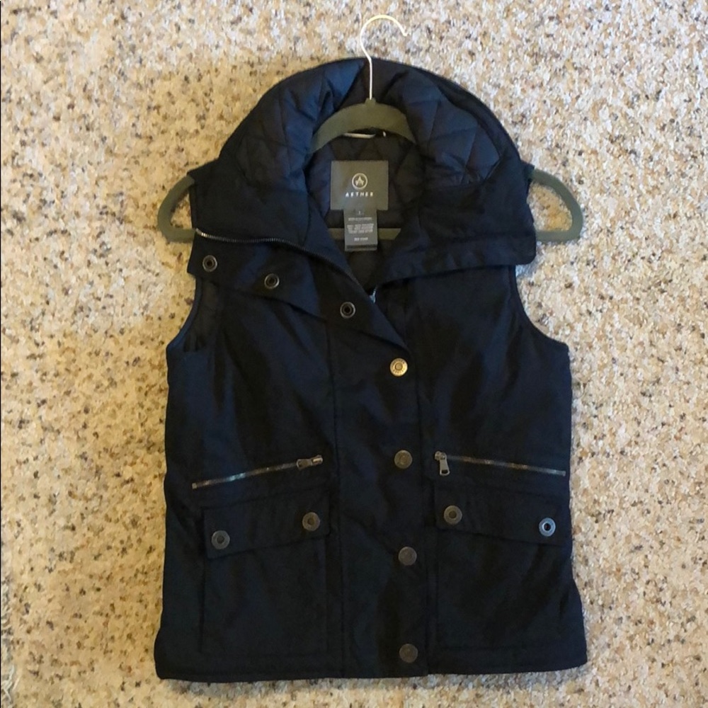 Aerher Charcoal Insulated Button-Up Vest